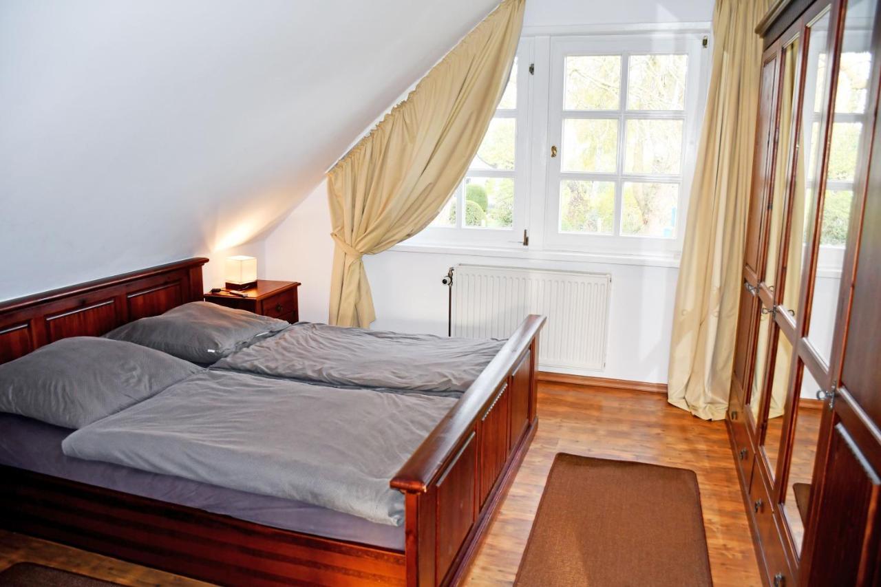 Reetdachfachwerkvilla Am Wiesengrund Bergen Auf Rugen Zewnętrze zdjęcie
