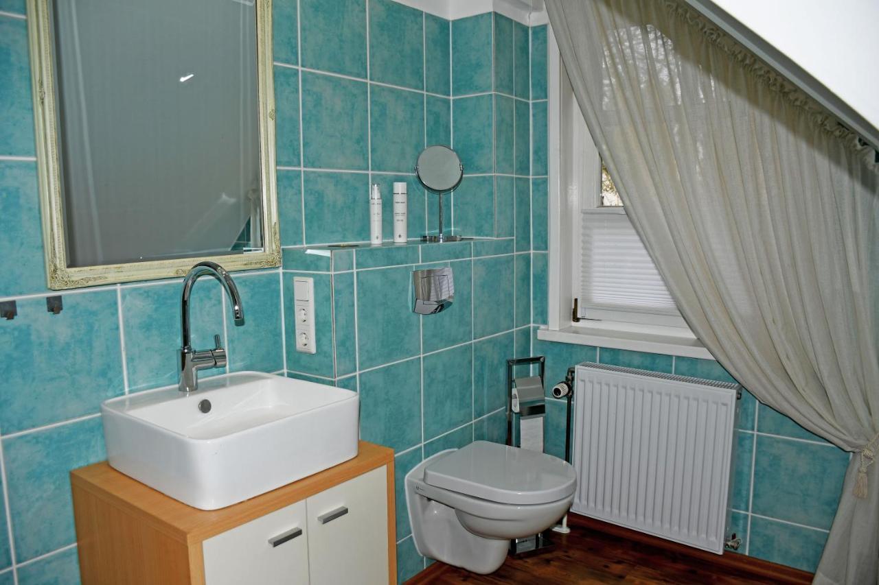 Reetdachfachwerkvilla Am Wiesengrund Bergen Auf Rugen Zewnętrze zdjęcie